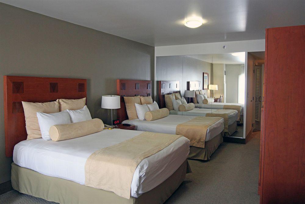 ไอเซิล คาสิโน โฮเทล แบล็ก ฮอว์ก Hotel แบล็กฮอว์ก ภายนอก รูปภาพ